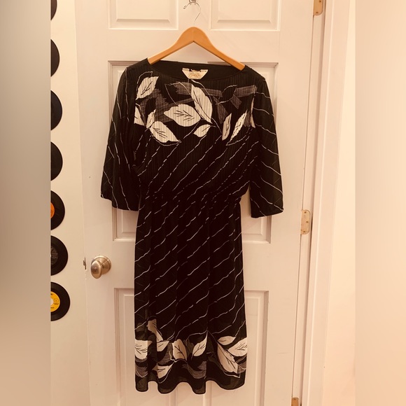 vintage floral monochromatic secretary dress - Picture 2 of 4